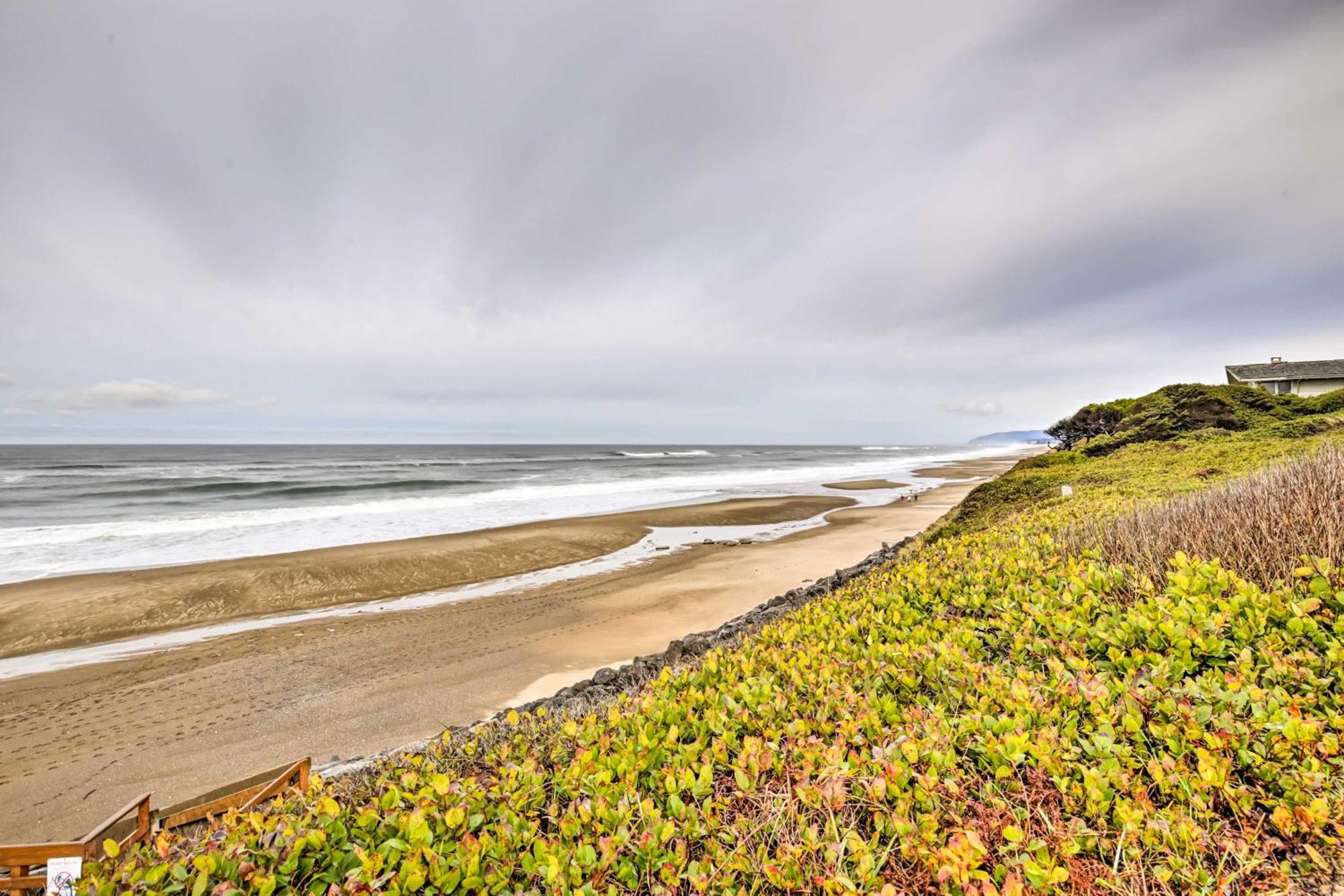 Beachfront Lincoln City Condo-Patio And Pool Access! エクステリア 写真